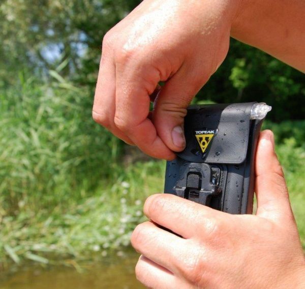 FASTEN Waterproof Case for Smartphones up to 5" (TOPEAK) (Tp274)